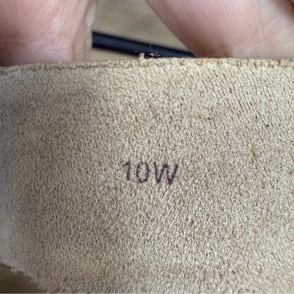 Van Eli "Cloe" Gold & Tan Faux Snakeskin Sandals, Size 10 WIDE - Picture 9 of 10